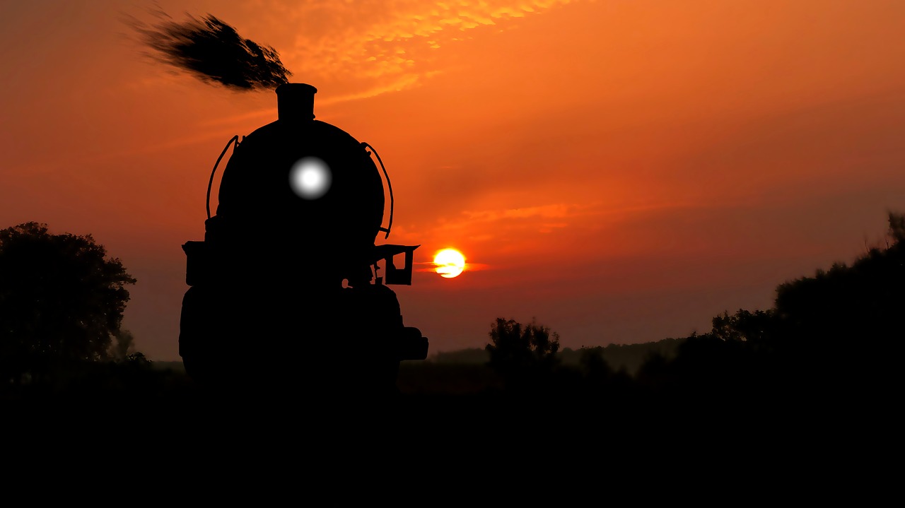 Train au soleil couchant